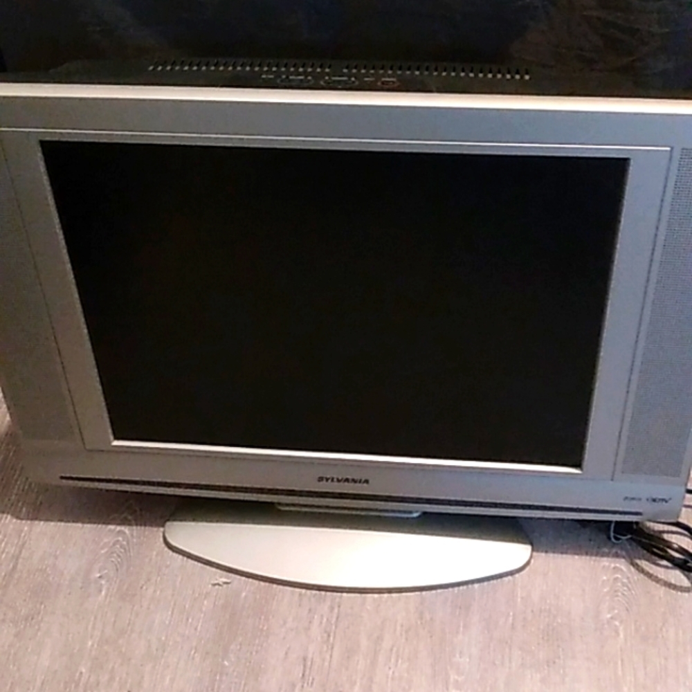 Sylvania 20" LCD TV